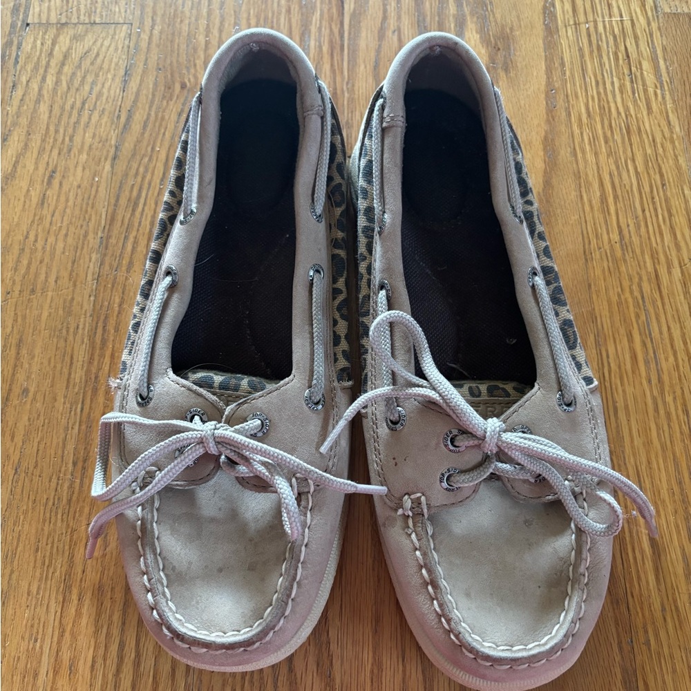 Sperry Cream Flats with Nautical Design